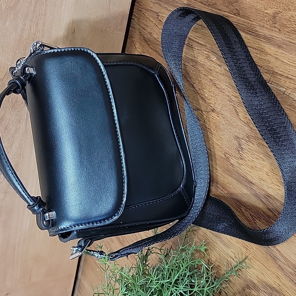 3/$10 *NWOT Zara Vegan Leather Crossbody